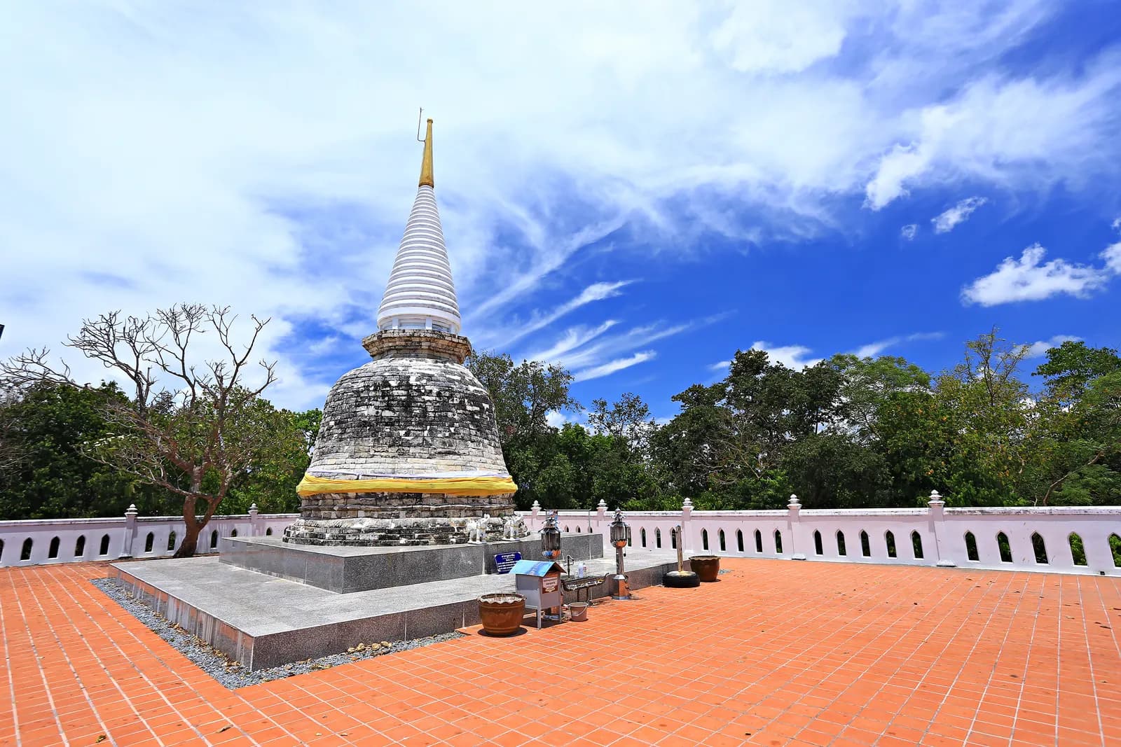 Khanom